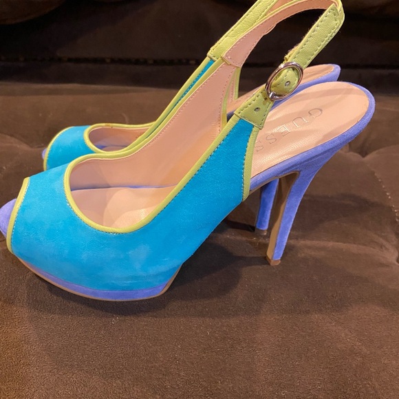 Guess Shoes - Guess Heels